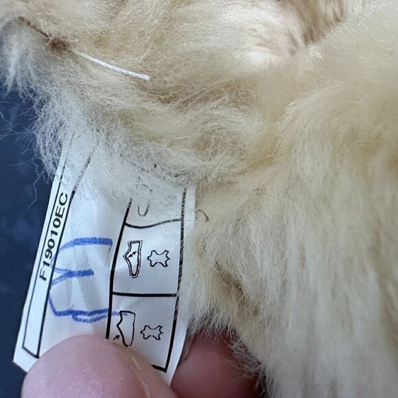 * HOST PICK * EUC Authentic UGG Boots, Size 8, Beige with laces - Picture 4 of 11